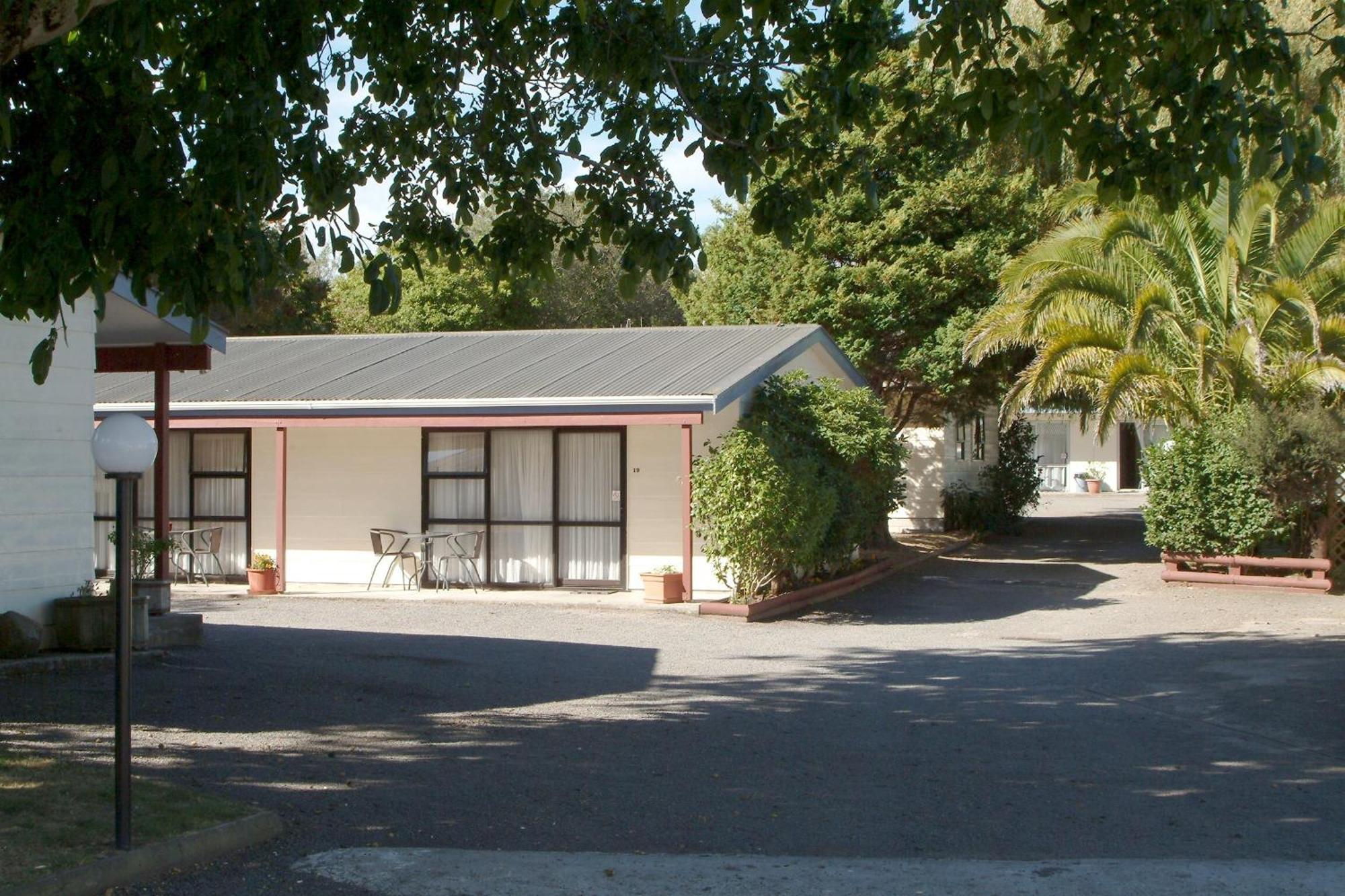 Camellia Court Family Motel Taupo Zewnętrze zdjęcie